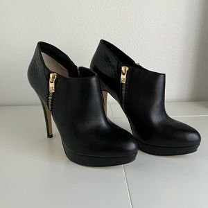 Michael kors ankle boots , heels 👠👠👠